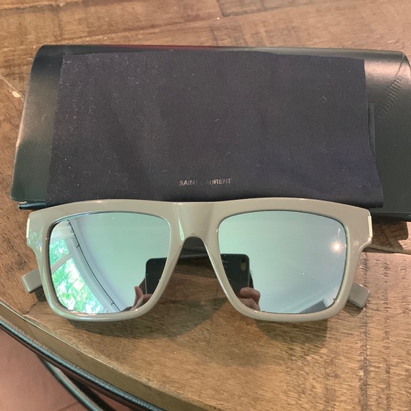 Saint Laurent sunglasses - Picture 1 of 10
